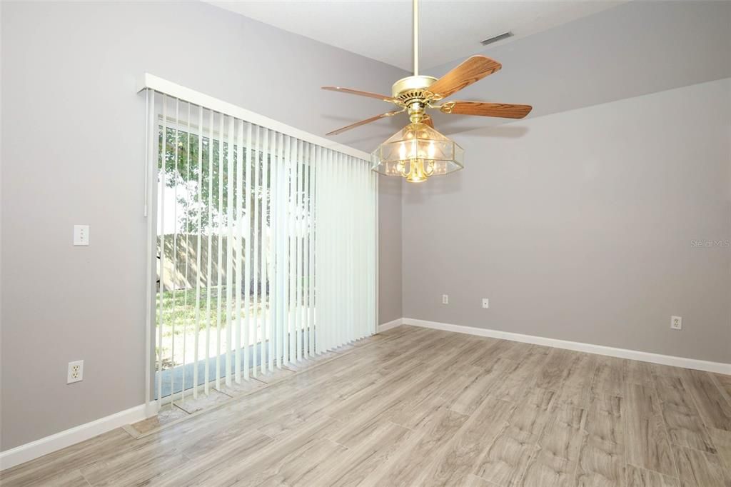 For Sale: $355,000 (3 beds, 2 baths, 1501 Square Feet)