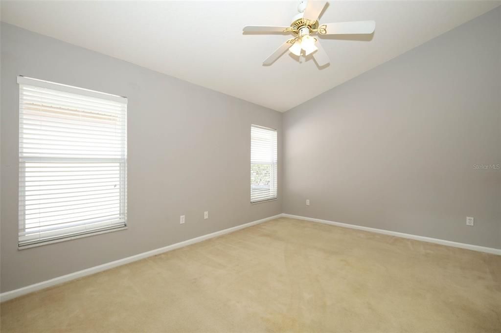 For Sale: $355,000 (3 beds, 2 baths, 1501 Square Feet)