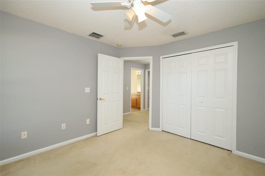 For Sale: $355,000 (3 beds, 2 baths, 1501 Square Feet)