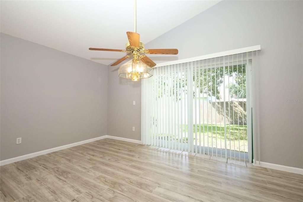 For Sale: $355,000 (3 beds, 2 baths, 1501 Square Feet)