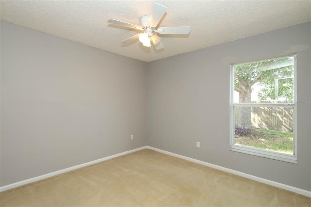 For Sale: $355,000 (3 beds, 2 baths, 1501 Square Feet)