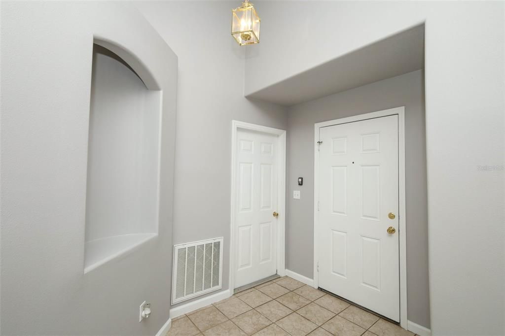 For Sale: $355,000 (3 beds, 2 baths, 1501 Square Feet)