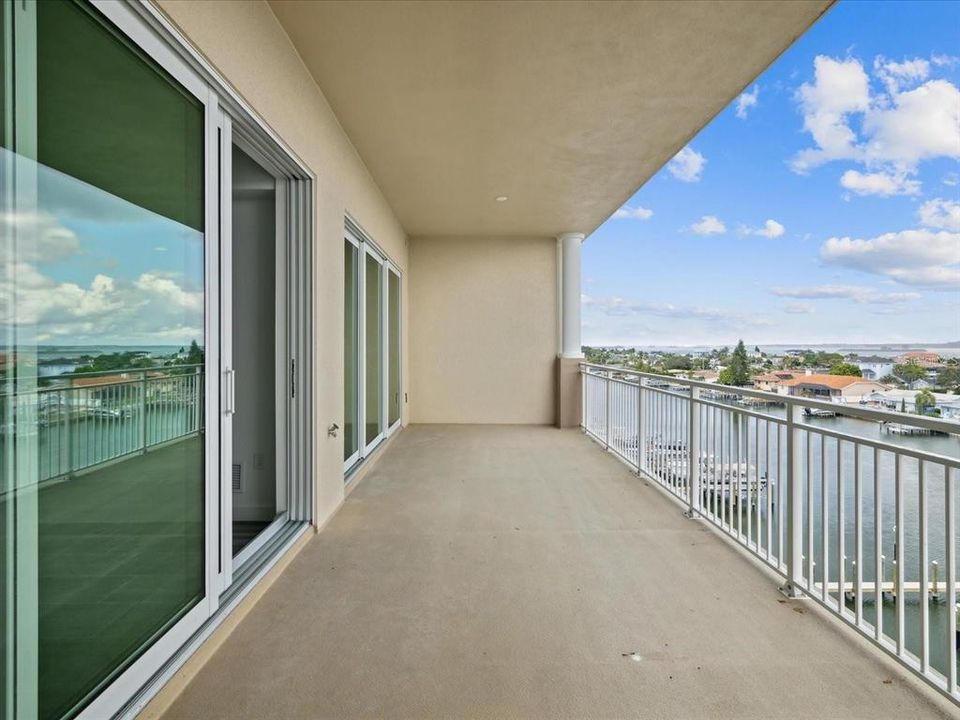 For Sale: $1,095,000 (3 beds, 2 baths, 1860 Square Feet)