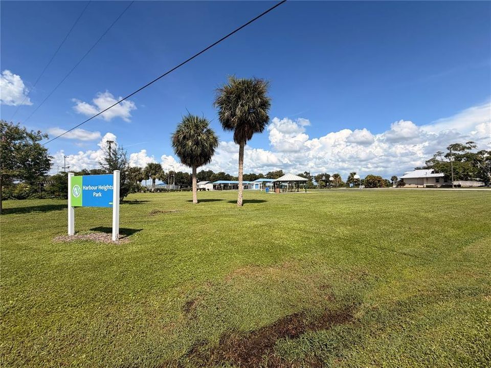 En Venta: $99,800 (0.69 acres)