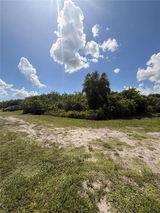 En Venta: $99,800 (0.69 acres)