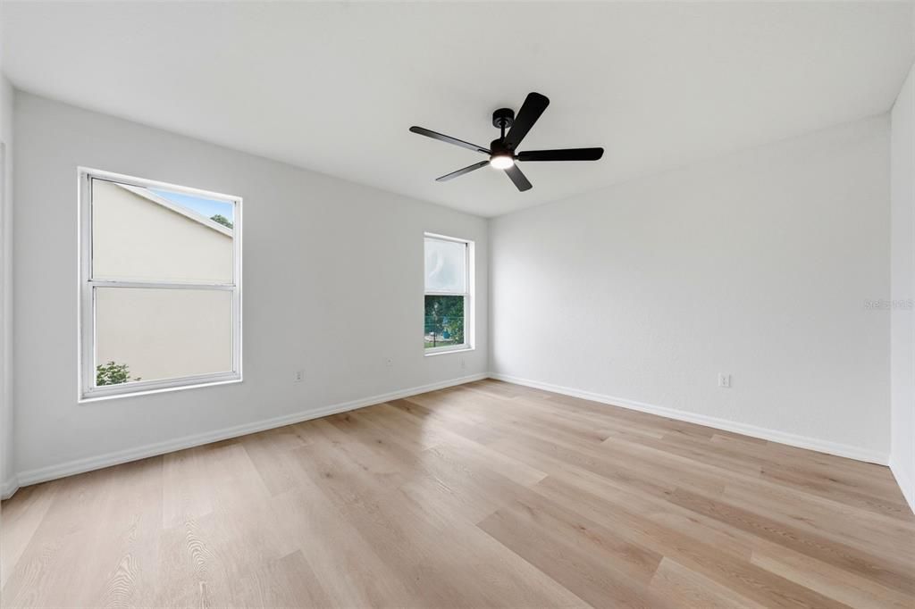 For Sale: $249,900 (3 beds, 2 baths, 1538 Square Feet)