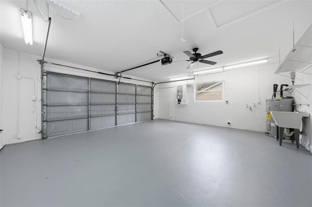 For Sale: $249,900 (3 beds, 2 baths, 1538 Square Feet)