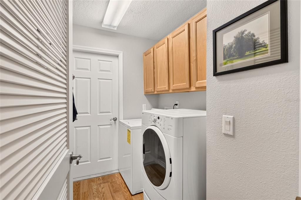 For Sale: $199,900 (2 beds, 2 baths, 1504 Square Feet)