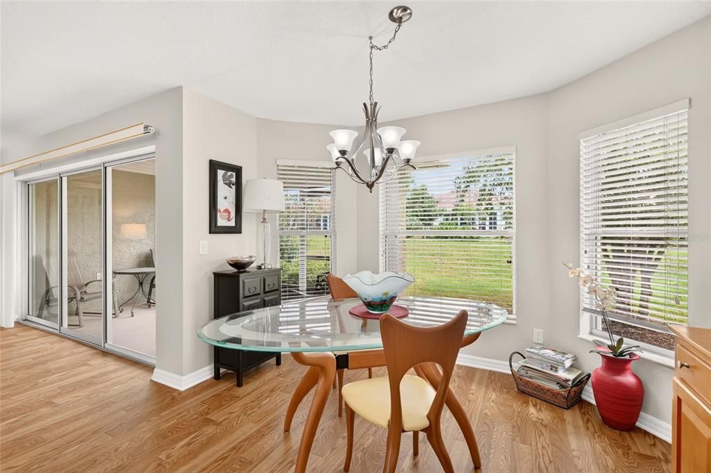 For Sale: $199,900 (2 beds, 2 baths, 1504 Square Feet)