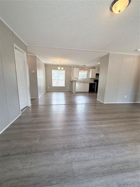 For Rent: $1,485 (3 beds, 2 baths, 1400 Square Feet)