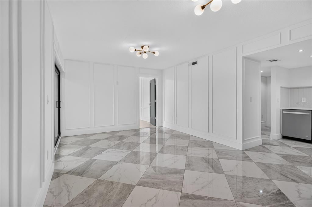 En Venta: $349,000 (2 camas, 1 baños, 770 Pies cuadrados)