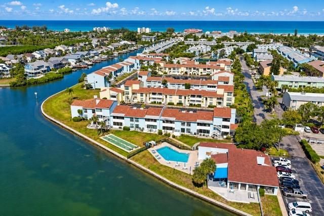 En Venta: $349,000 (2 camas, 1 baños, 770 Pies cuadrados)
