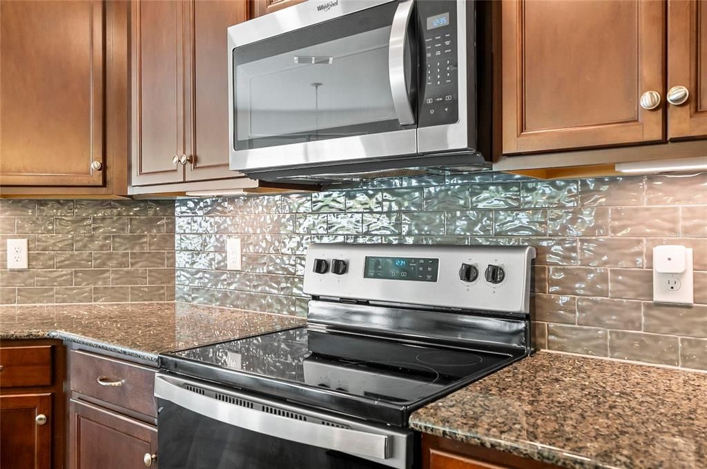 En Venta: $426,000 (5 camas, 3 baños, 2776 Pies cuadrados)
