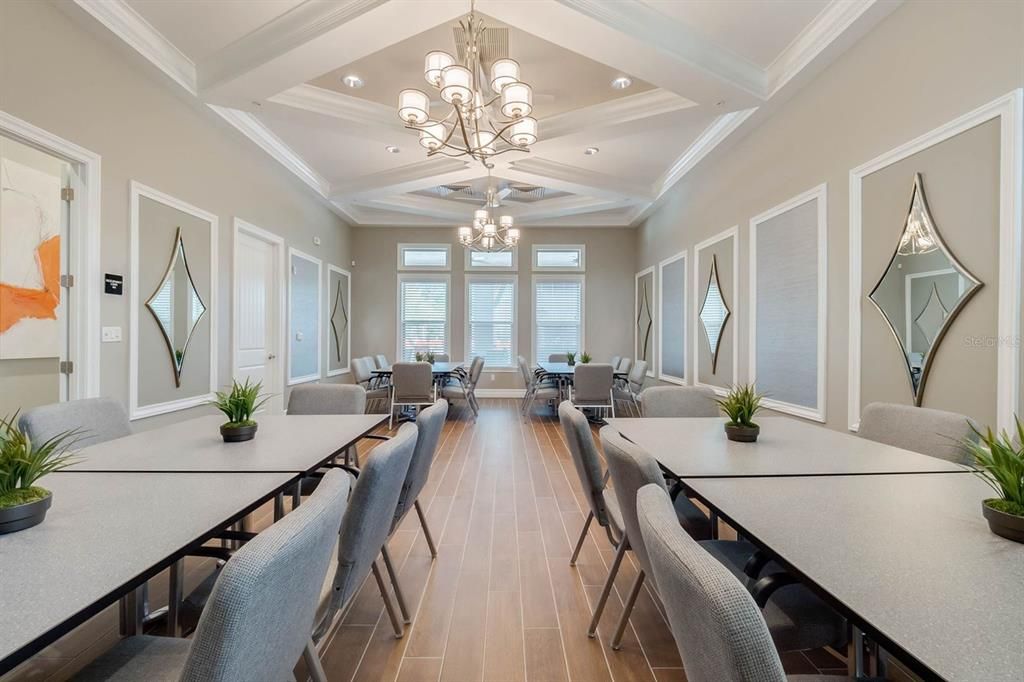 На продажу: $399,000 (3 спален, 2 ванн, 1700 Квадратных фут)