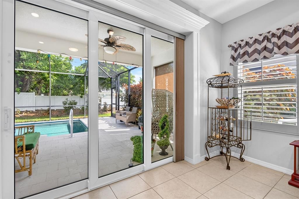 En Venta: $669,950 (2 camas, 2 baños, 1525 Pies cuadrados)