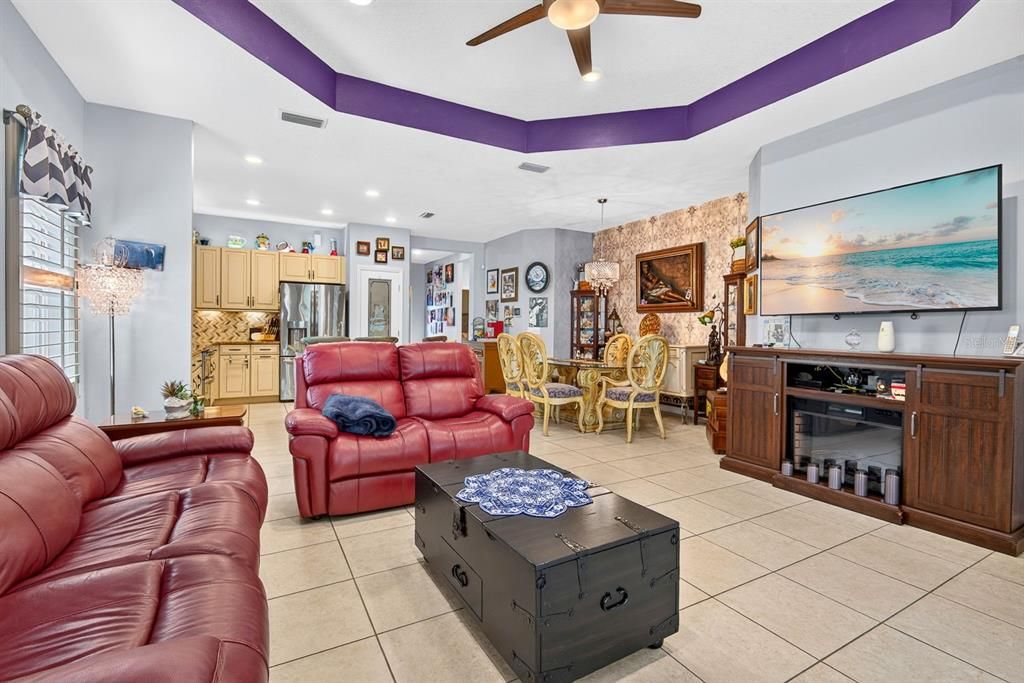 En Venta: $669,950 (2 camas, 2 baños, 1525 Pies cuadrados)