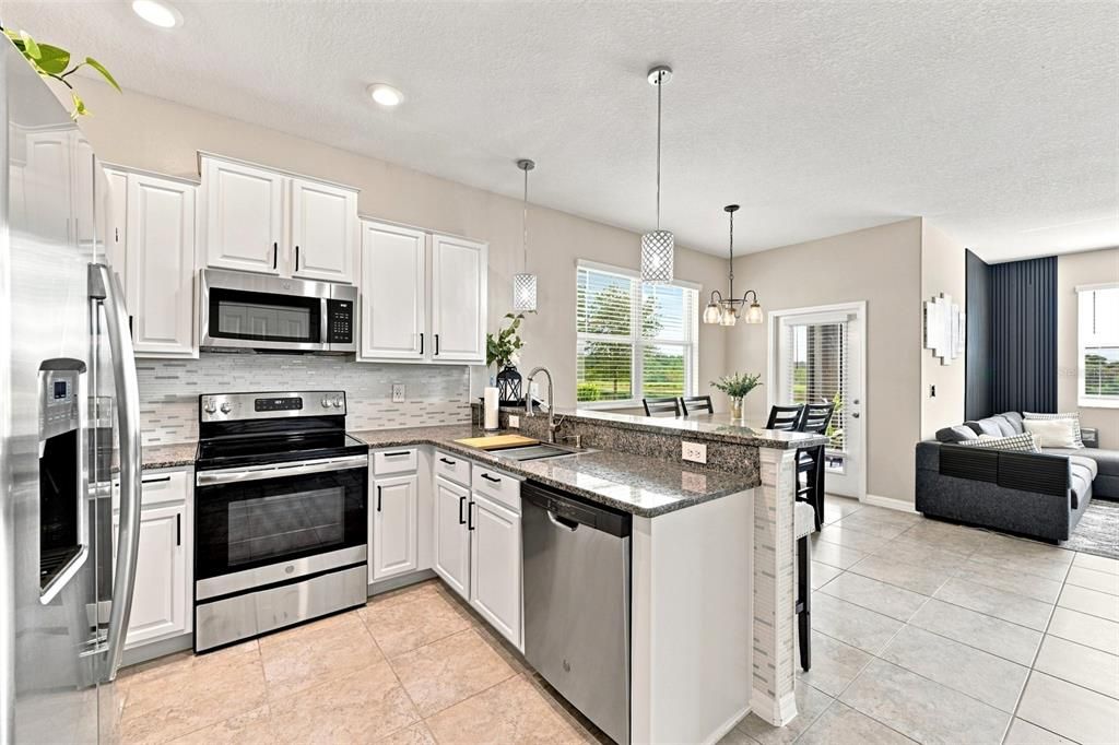 For Sale: $255,000 (3 beds, 2 baths, 1824 Square Feet)