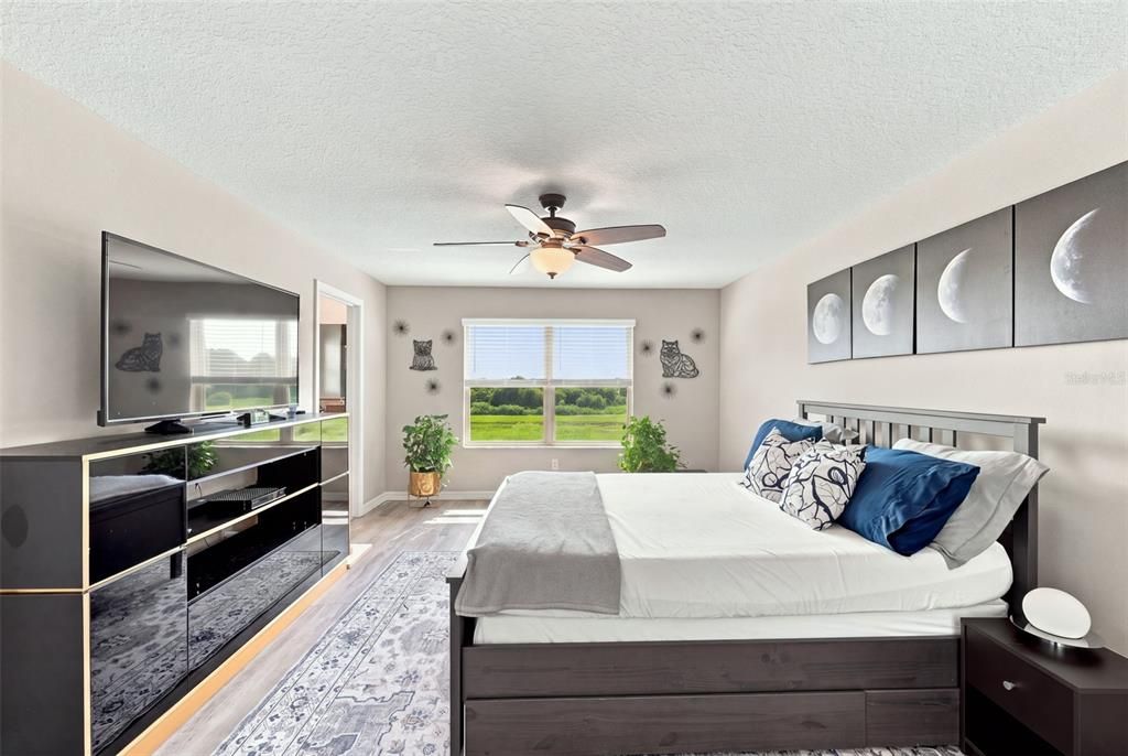 For Sale: $255,000 (3 beds, 2 baths, 1824 Square Feet)