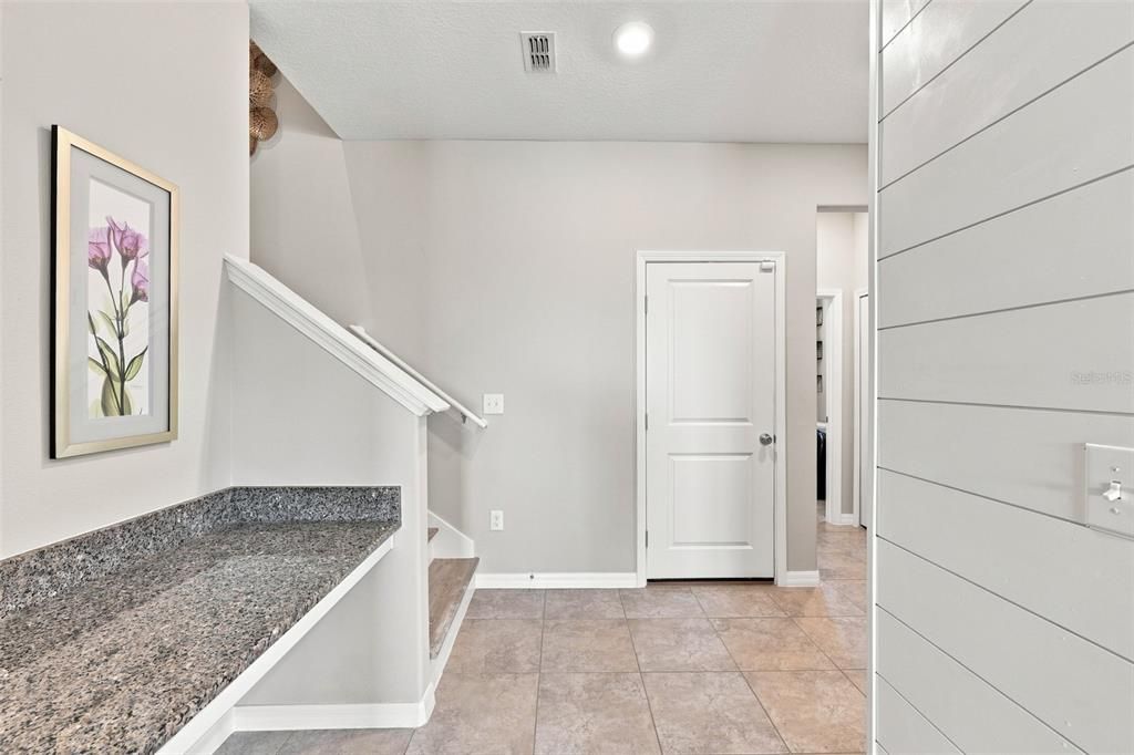 For Sale: $255,000 (3 beds, 2 baths, 1824 Square Feet)