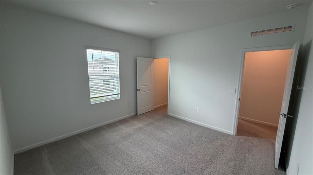 For Rent: $3,200 (5 beds, 3 baths, 2455 Square Feet)
