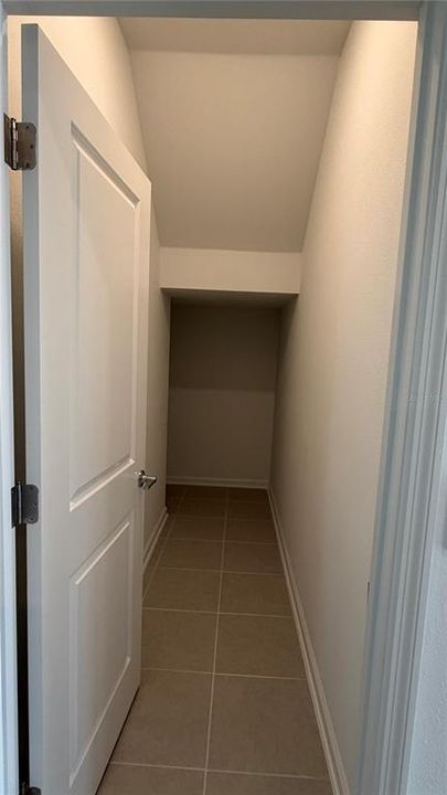 For Rent: $3,200 (5 beds, 3 baths, 2455 Square Feet)
