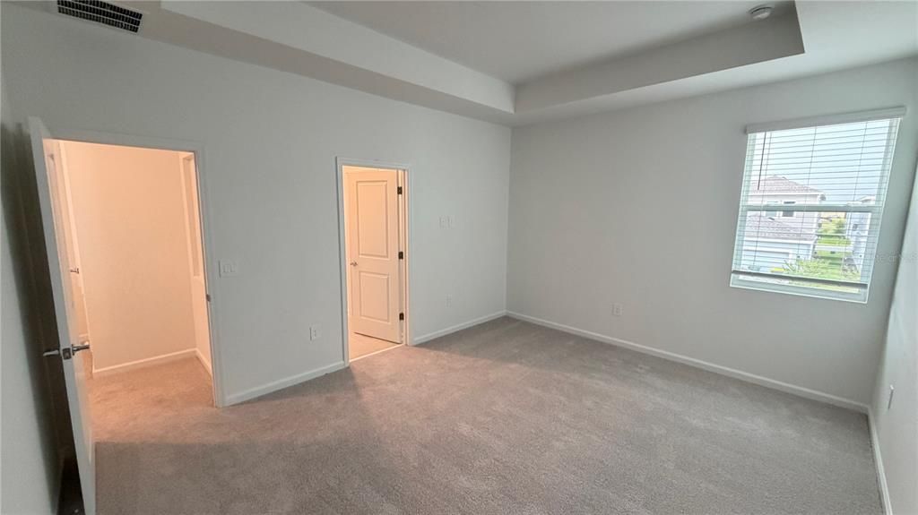 For Rent: $3,200 (5 beds, 3 baths, 2455 Square Feet)