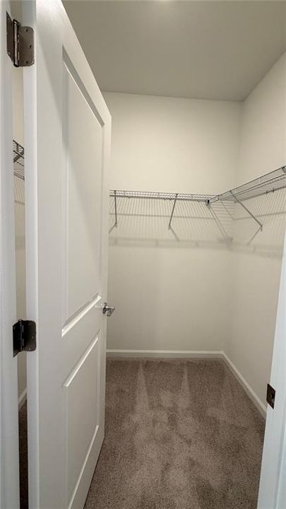 For Rent: $3,200 (5 beds, 3 baths, 2455 Square Feet)