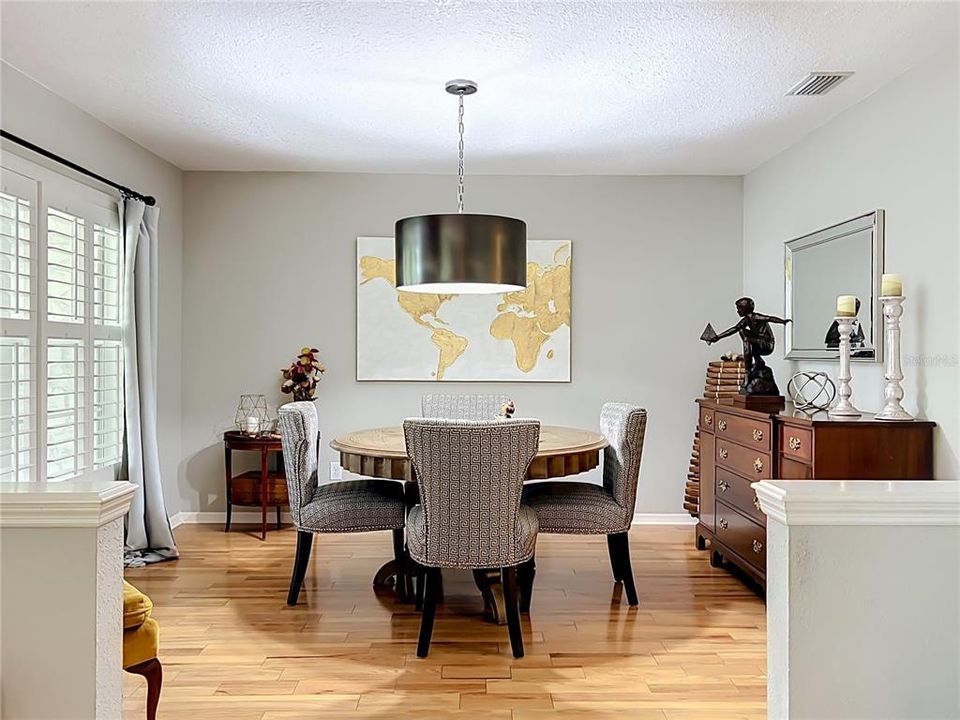 For Sale: $799,000 (4 beds, 2 baths, 2637 Square Feet)