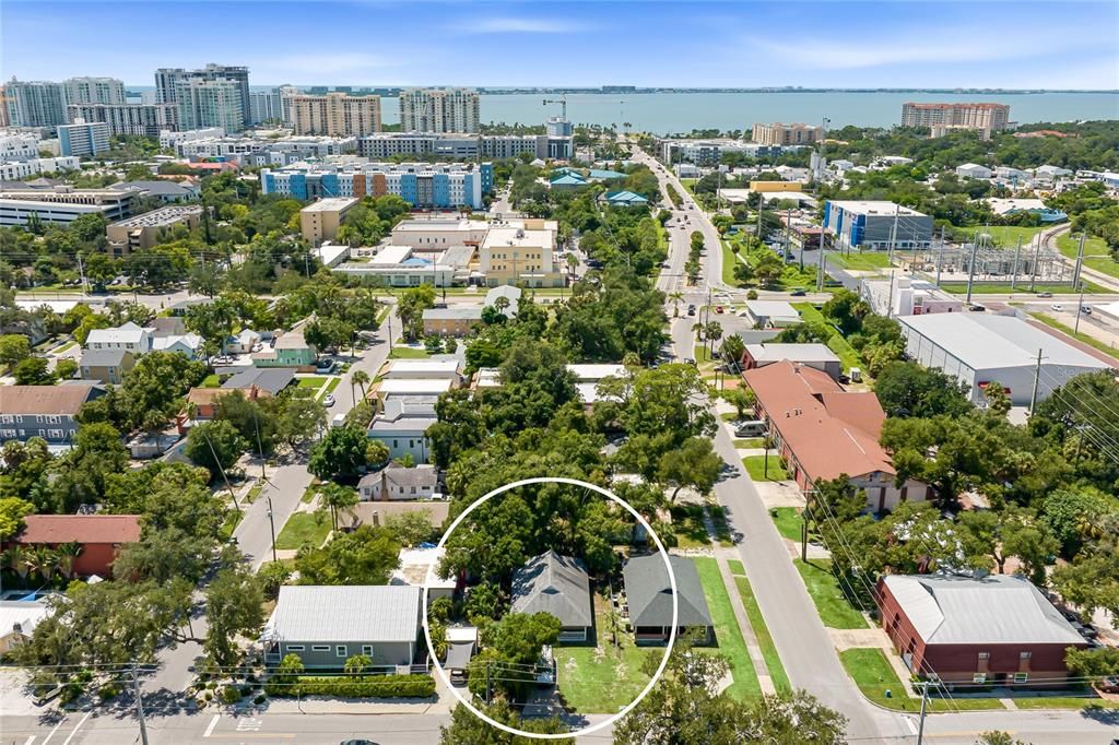 For Sale: $499,000 (3 beds, 2 baths, 1276 Square Feet)