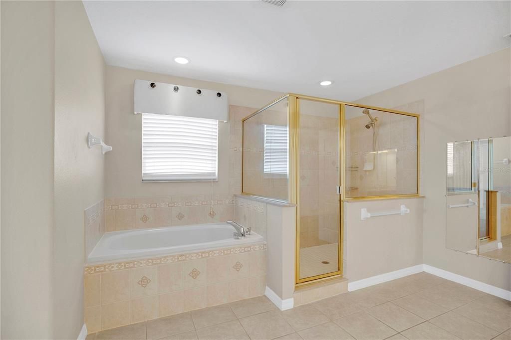 En Renta: $3,995 (4 camas, 3 baños, 3297 Pies cuadrados)