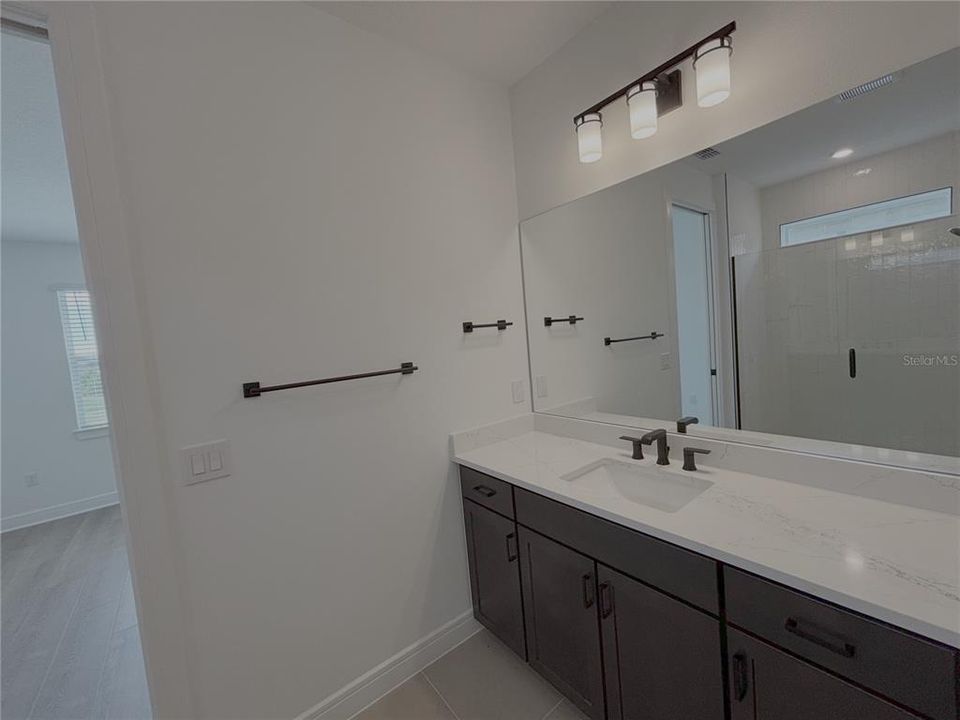 For Rent: $2,495 (2 beds, 2 baths, 2200 Square Feet)
