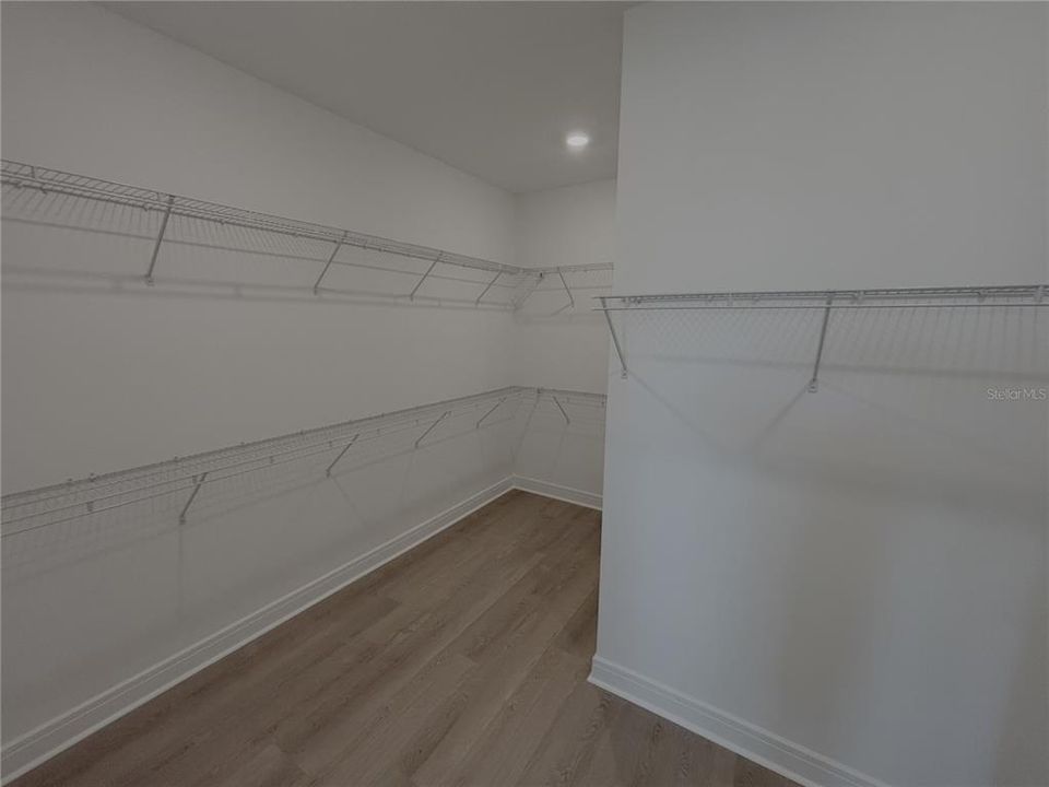 For Rent: $2,495 (2 beds, 2 baths, 2200 Square Feet)
