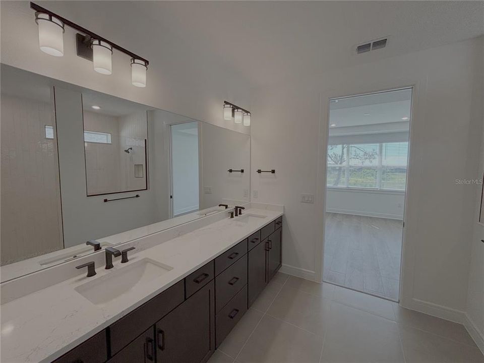 For Rent: $2,495 (2 beds, 2 baths, 2200 Square Feet)