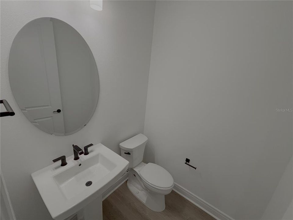For Rent: $2,495 (2 beds, 2 baths, 2200 Square Feet)