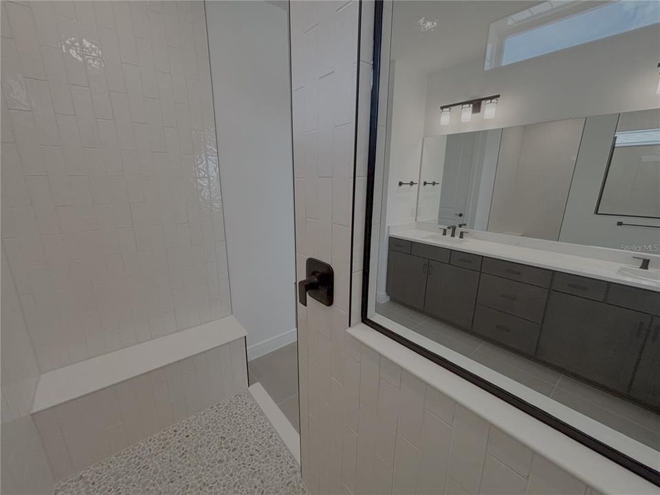 For Rent: $2,495 (2 beds, 2 baths, 2200 Square Feet)