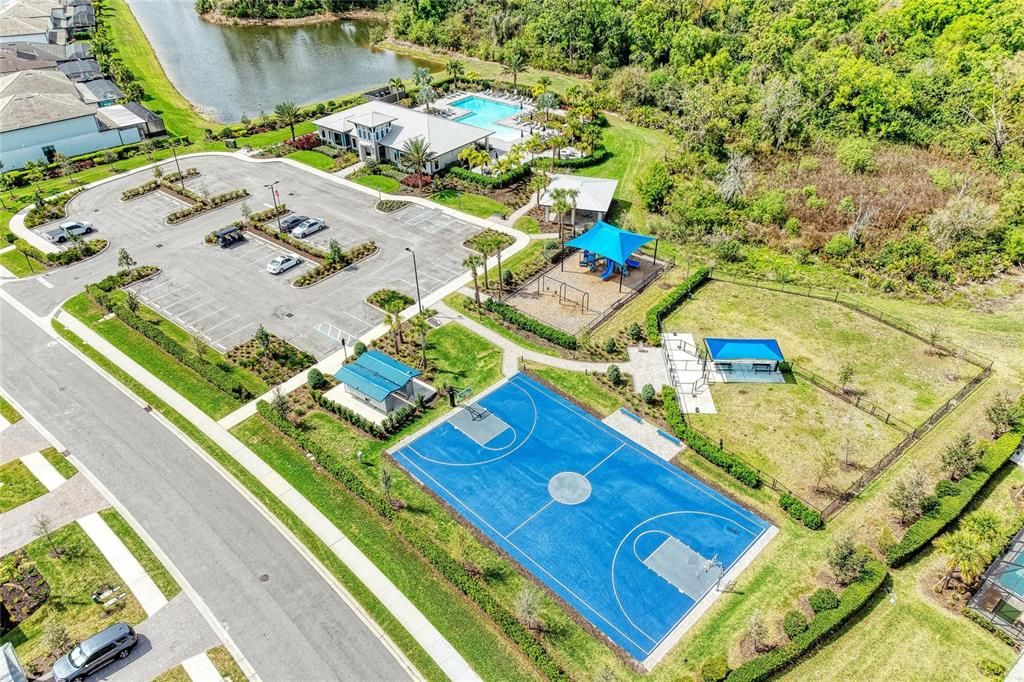 En Venta: $799,000 (5 camas, 4 baños, 3641 Pies cuadrados)