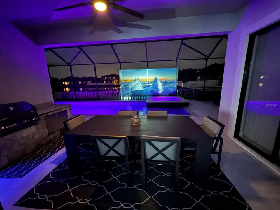 На продажу: $649,990 (4 спален, 3 ванн, 2717 Квадратных фут)