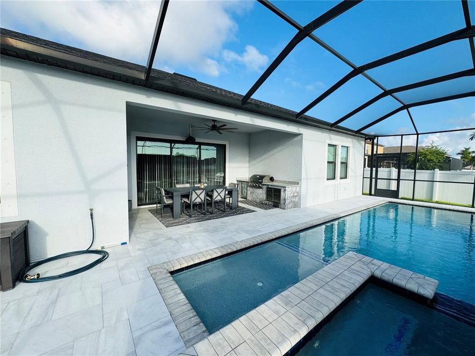 На продажу: $649,990 (4 спален, 3 ванн, 2717 Квадратных фут)