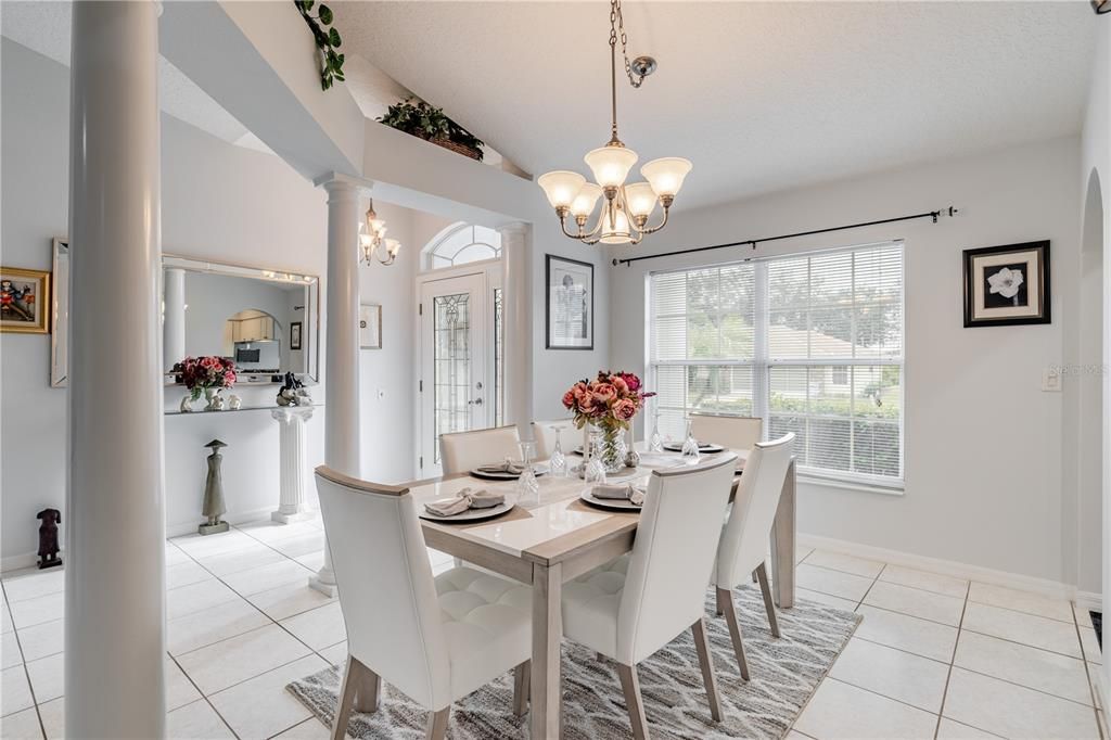 For Sale: $375,000 (3 beds, 2 baths, 2095 Square Feet)