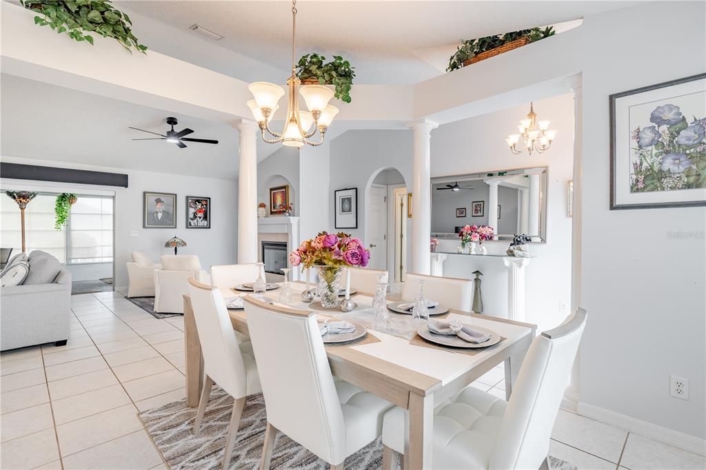 For Sale: $375,000 (3 beds, 2 baths, 2095 Square Feet)