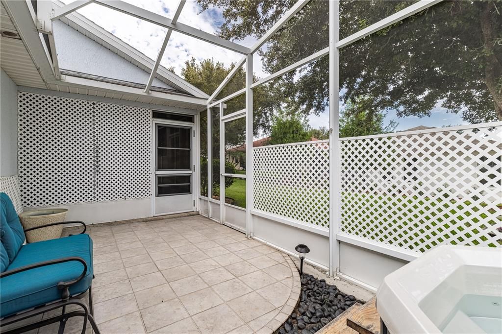 For Sale: $375,000 (3 beds, 2 baths, 2095 Square Feet)