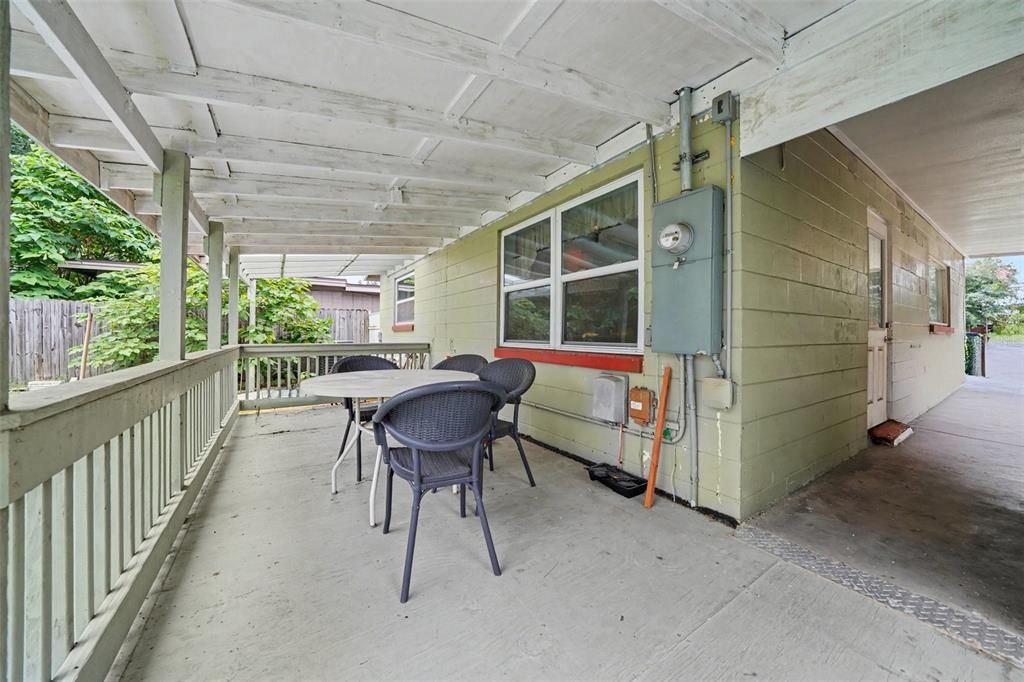 For Sale: $340,000 (2 beds, 1 baths, 780 Square Feet)