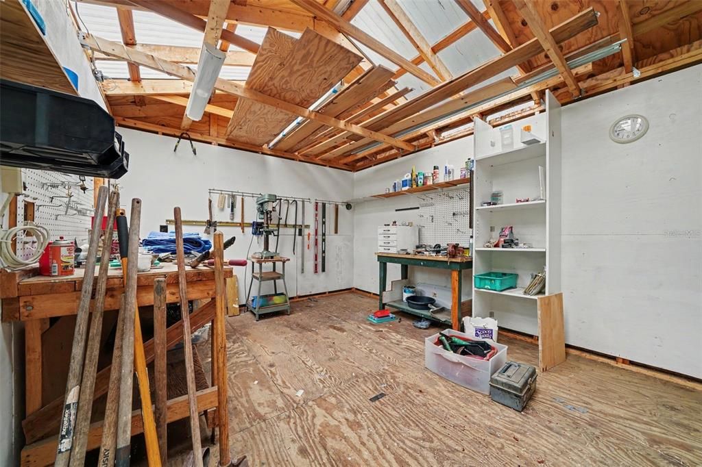 For Sale: $340,000 (2 beds, 1 baths, 780 Square Feet)