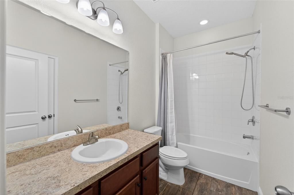 For Sale: $338,799 (3 beds, 2 baths, 1752 Square Feet)
