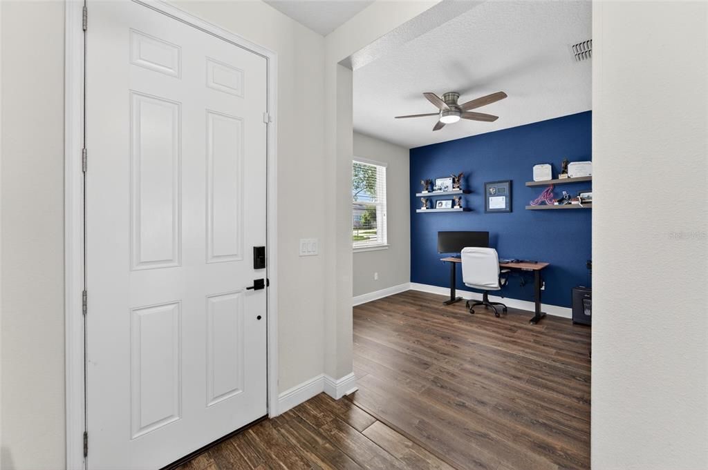 For Sale: $338,799 (3 beds, 2 baths, 1752 Square Feet)