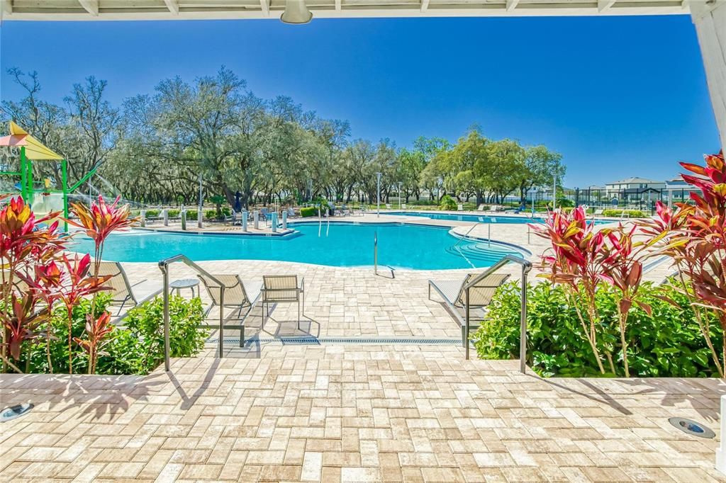 For Sale: $338,799 (3 beds, 2 baths, 1752 Square Feet)