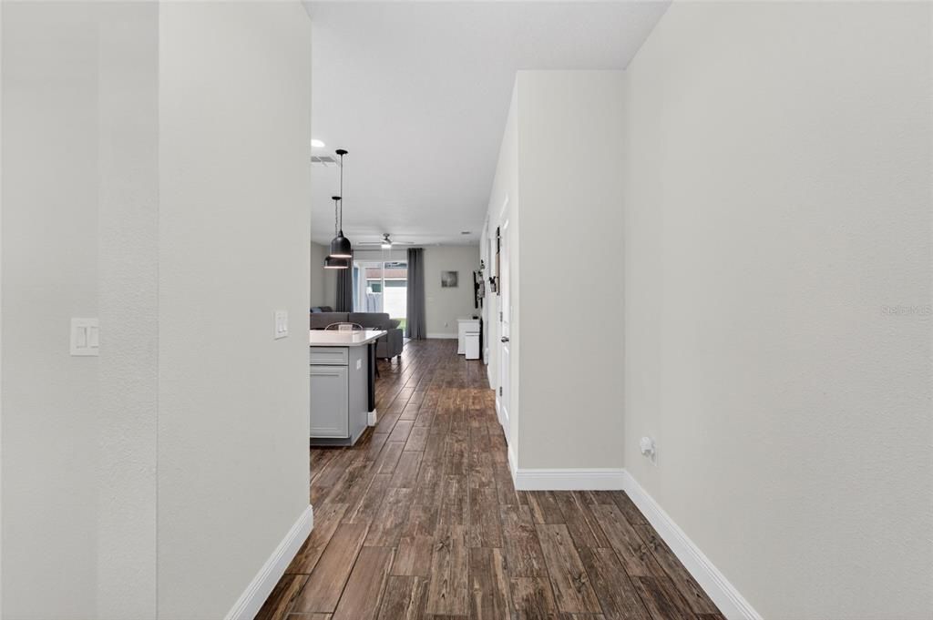 For Sale: $338,799 (3 beds, 2 baths, 1752 Square Feet)
