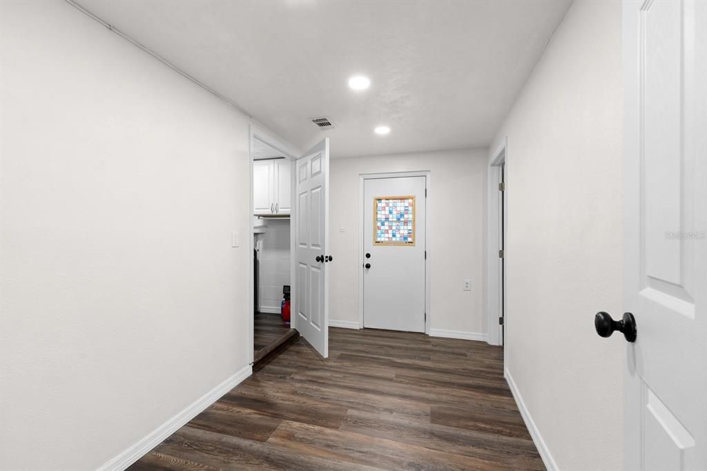 En Venta: $430,000 (2 camas, 2 baños, 1130 Pies cuadrados)