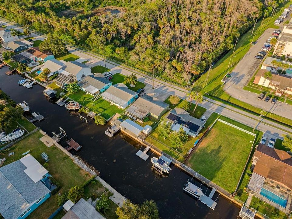 En Venta: $430,000 (2 camas, 2 baños, 1130 Pies cuadrados)