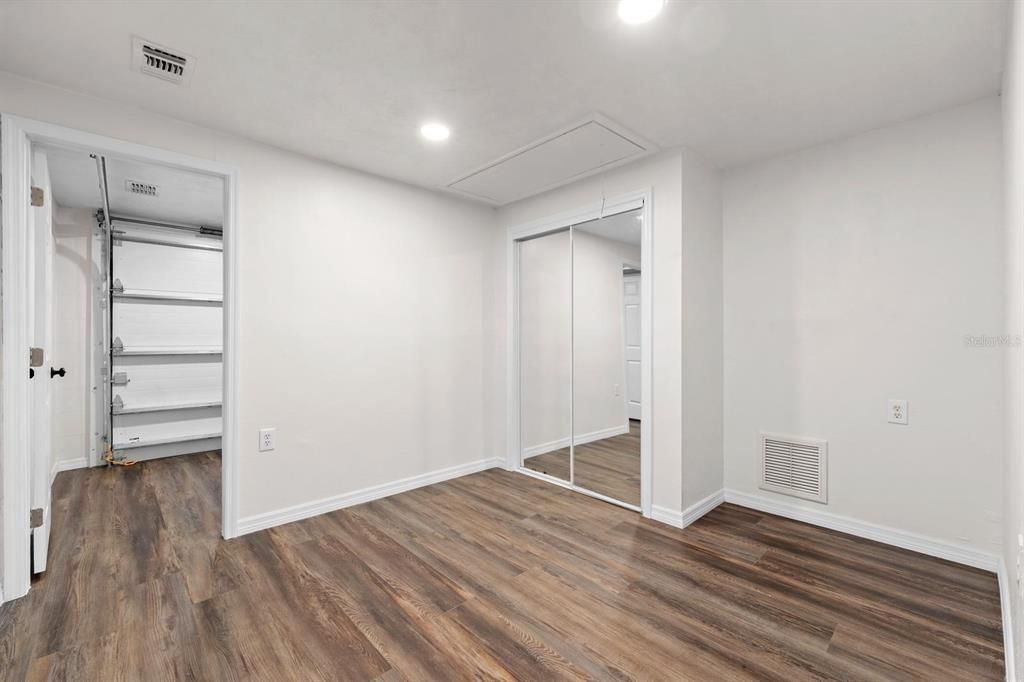 En Venta: $430,000 (2 camas, 2 baños, 1130 Pies cuadrados)